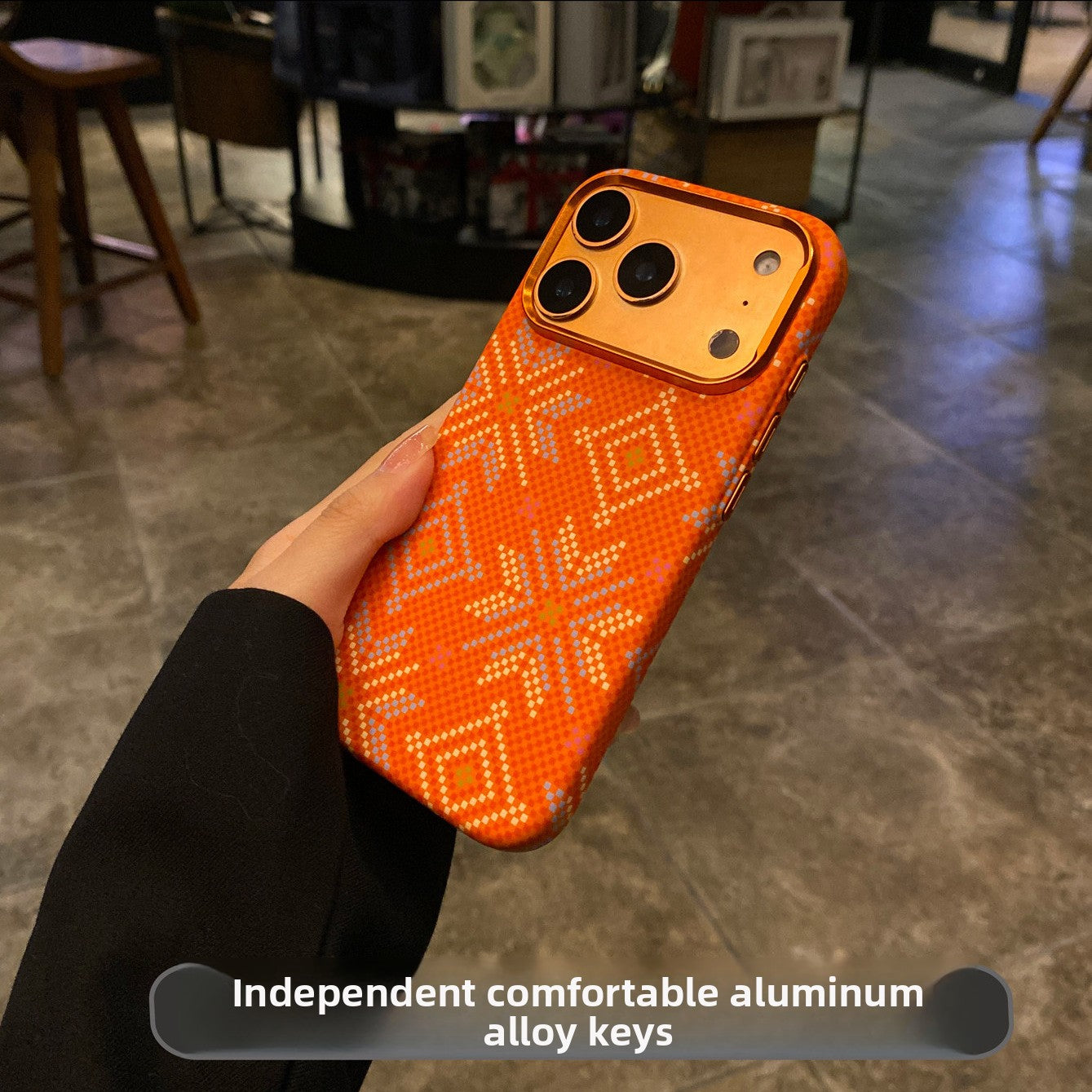 Diamond Pattern Magnetic Phone Case for iPhone