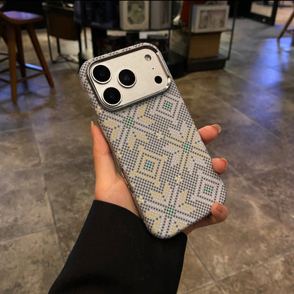 Diamond Pattern Magnetic Phone Case for iPhone
