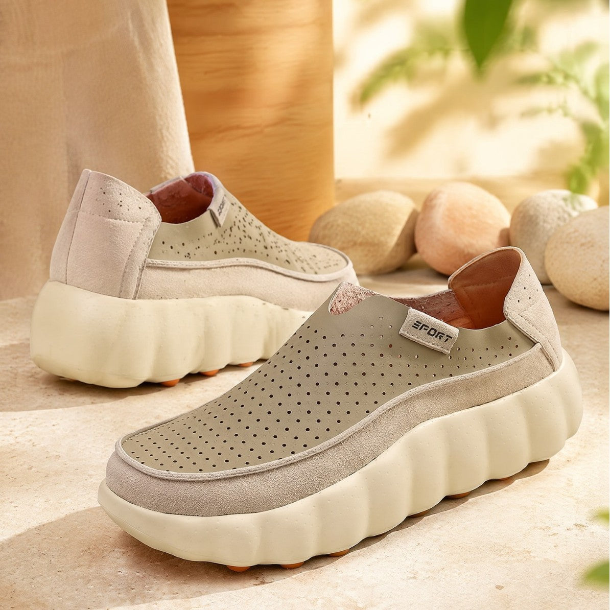 Summer Thick-Soled Height-Increasing Men's Shoes, Breathable Slip-On Sneakers, Fashionable Versatile Loafers, Odor-Resistant Dad Shoes