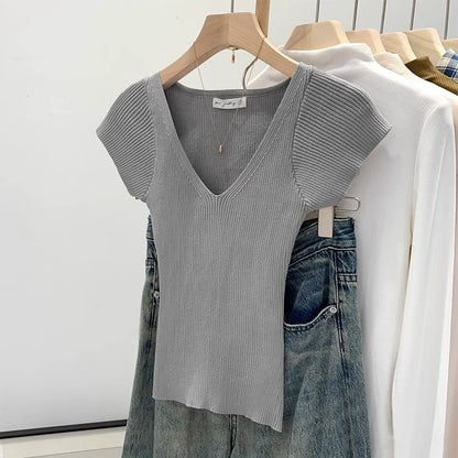 Womens V-Neck Knit Shirt
