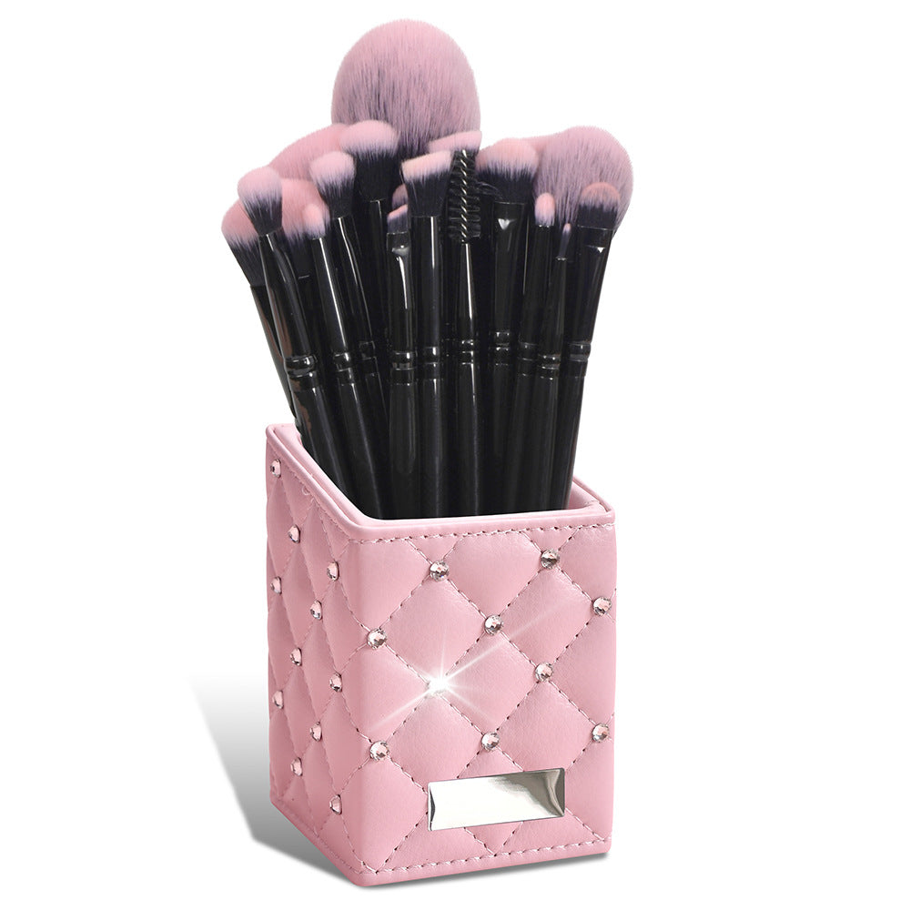 18 brushes for applying makeup powder