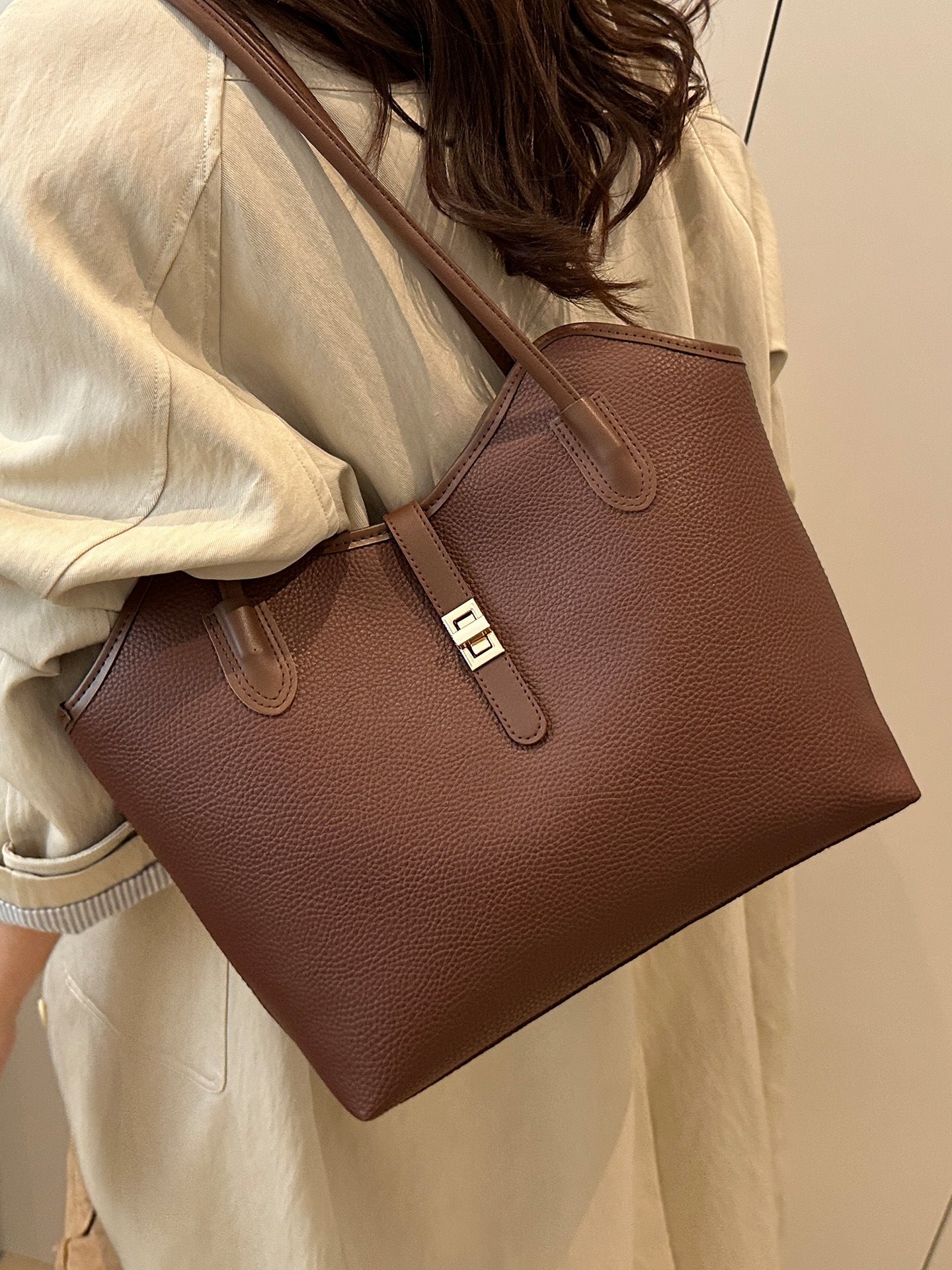 Large Capacity Fashion Tote Bag