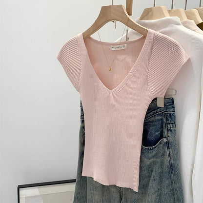 Womens V-Neck Knit Shirt