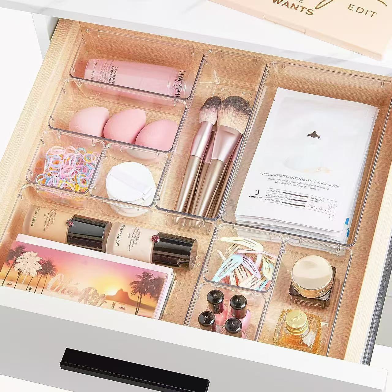 cosmetic storage box
