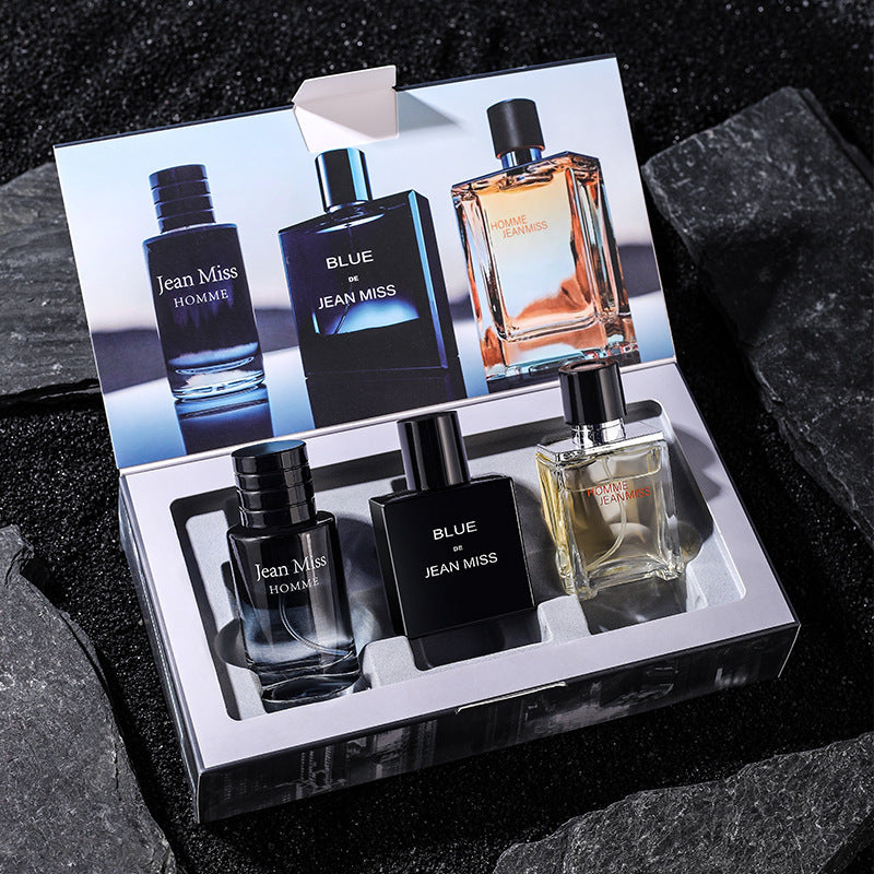 Men's fragrance, gentlemanly scent