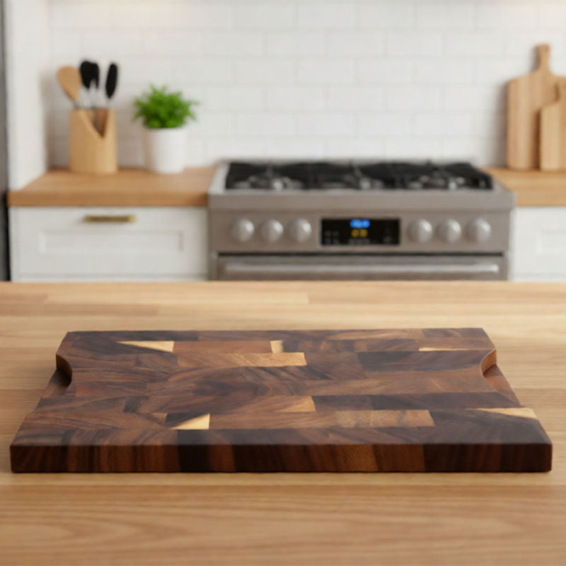 Walnut wood cutting board