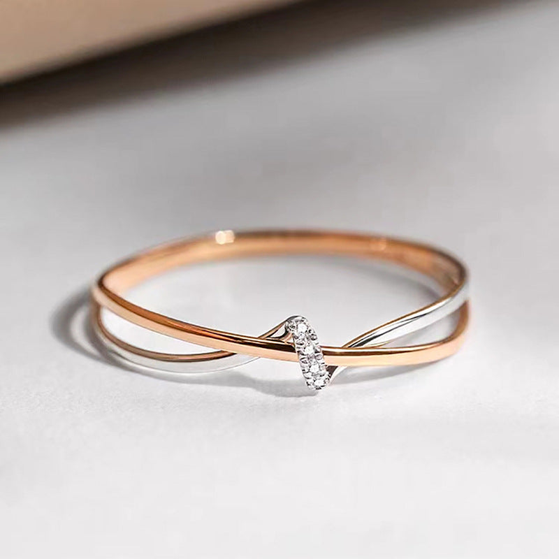 Simple and minimalist two-color ring