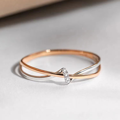 Simple and minimalist two-color ring