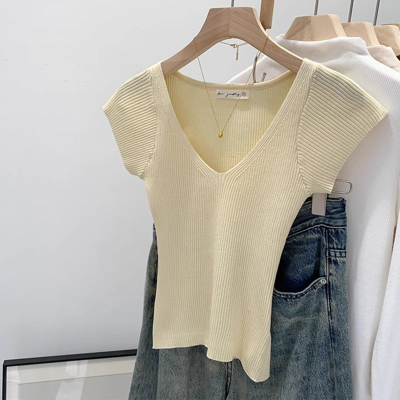 Womens V-Neck Knit Shirt