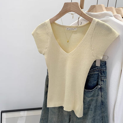 Womens V-Neck Knit Shirt