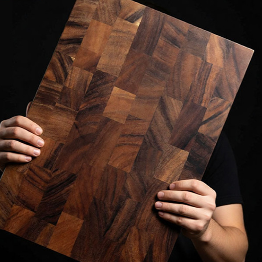 Walnut wood cutting board